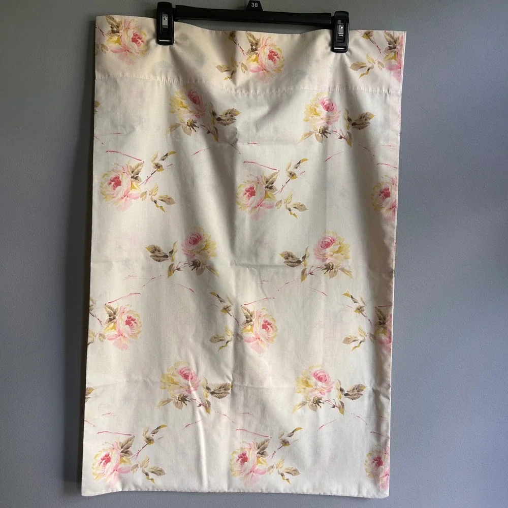 Vintage 1975 JP Stevens Floral Pillowcase Set 2 Pink Yellow Rose Cottagecore
